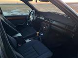 Mercedes-Benz E 220 1992 года за 2 200 000 тг. в Кокшетау – фото 2