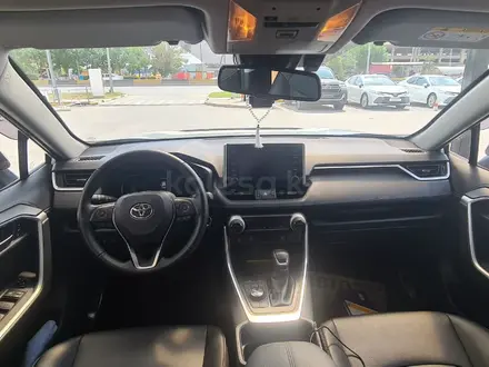 Toyota RAV4 2020 года за 19 000 000 тг. в Шымкент – фото 2