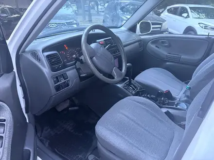 Suzuki Grand Vitara 2000 года за 2 600 000 тг. в Алматы – фото 7