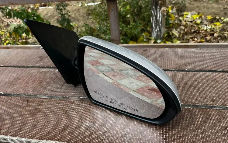 Боковой зеркало за 30 000 тг. в Атырау