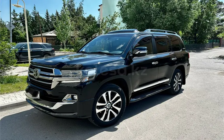 Toyota Land Cruiser 2019 годаүшін44 000 000 тг. в Астана