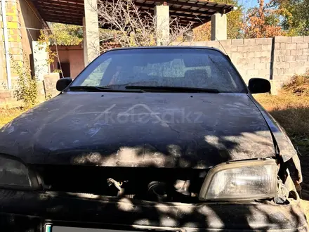 Toyota Carina E 1995 года за 600 000 тг. в Алматы