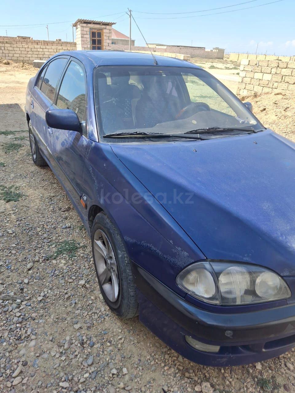 Toyota Avensis 1998 г.