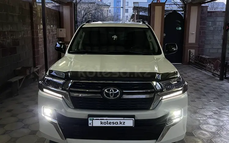 Toyota Land Cruiser 2019 года за 31 000 000 тг. в Шымкент