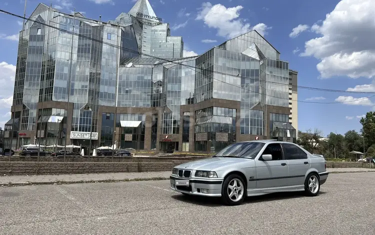 BMW 328 1996 года за 2 200 000 тг. в Алматы
