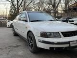 Volkswagen Passat 1998 года за 1 400 000 тг. в Алматы – фото 3