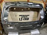 Крышка багажника на Lexus за 100 000 тг. в Алматы
