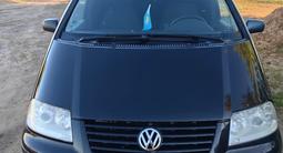 Volkswagen Sharan 2004 годаүшін3 900 000 тг. в Аулиеколь