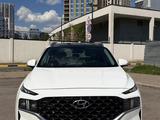 Hyundai Santa Fe 2023 года за 18 000 000 тг. в Астана