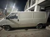 Volkswagen Transporter 1998 года за 2 000 000 тг. в Бесагаш – фото 5