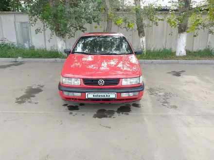 Volkswagen Passat 1995 года за 1 650 000 тг. в Павлодар – фото 2