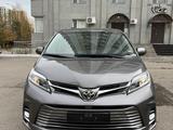 Toyota Sienna 2017 годаfor15 600 000 тг. в Астана – фото 2