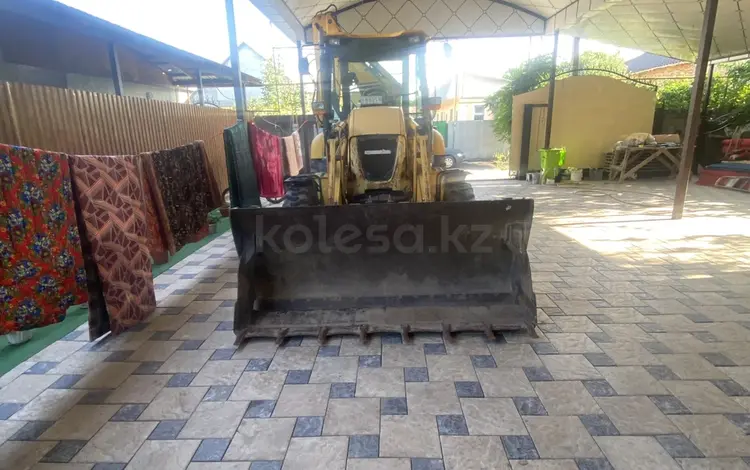 Komatsu  WB93R-5 2012 года за 17 000 000 тг. в Алматы