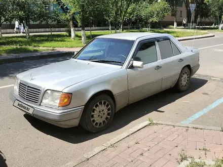 Mercedes-Benz E 280 1994 года за 1 800 000 тг. в Астана – фото 3