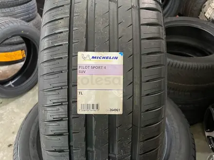 275-35-22 перед и зад 315-30-22 Michelin Pilot Sport 4 SUV за 322 500 тг. в Алматы – фото 2