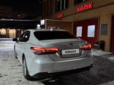 Toyota Camry 2021 года за 14 000 000 тг. в Алматы – фото 4