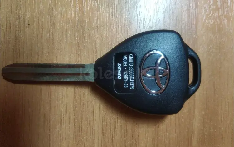 Ключ Тойота Камри, 2010-2013 за 13 000 тг. в Караганда