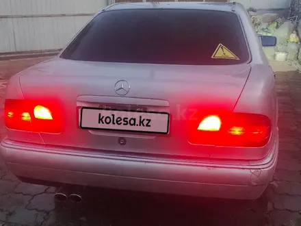 Mercedes-Benz E 55 AMG 1997 года за 4 700 000 тг. в Алматы – фото 5