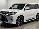 Lexus LX 570 Luxury 2019 года за 45 000 000 тг. в Алматы