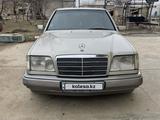 Mercedes-Benz E 200 1994 года за 2 350 000 тг. в Туркестан – фото 4