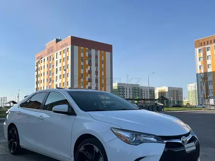 Toyota Camry 2016 года за 8 650 000 тг. в Шымкент