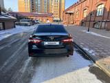 Toyota Camry 2019 года за 14 000 000 тг. в Павлодар – фото 4