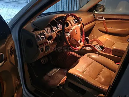 Porsche Cayenne 2007 года за 7 500 000 тг. в Алматы – фото 2