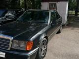 Mercedes-Benz E 220 1993 годаfor1 700 000 тг. в Астана – фото 2