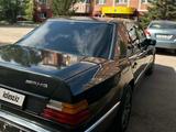 Mercedes-Benz E 220 1993 годаfor1 700 000 тг. в Астана – фото 4