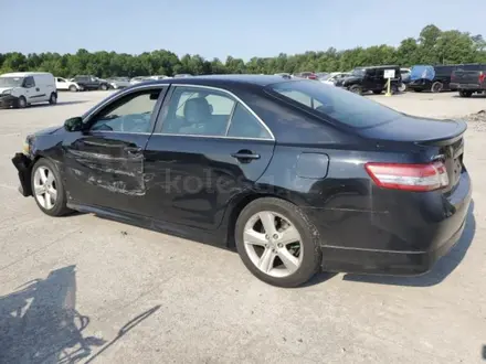 Toyota Camry 2011 года за 2 800 000 тг. в Атырау – фото 10