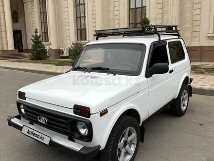 ВАЗ (Lada) Lada 2121 2017 года за 2 900 000 тг. в Жезказган – фото 9