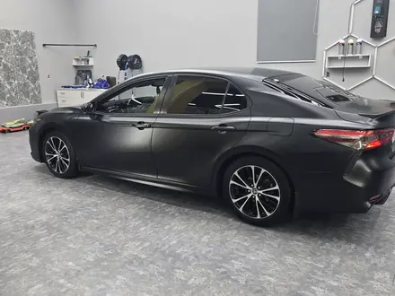 Toyota Camry 2018 года за 11 077 777 тг. в Кызылорда – фото 2