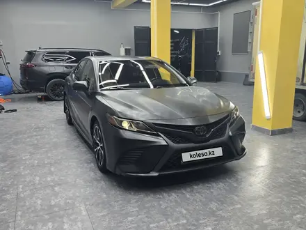 Toyota Camry 2018 года за 11 077 777 тг. в Кызылорда – фото 3