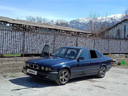 BMW 520 1992 года за 1 750 000 тг. в Шымкент – фото 3