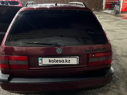 Volkswagen Passat 1995 года за 2 200 000 тг. в Шымкент – фото 12