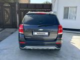 Chevrolet Captiva 2013 года за 6 500 000 тг. в Шымкент – фото 3