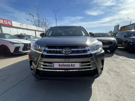 Toyota Highlander 2019 года за 10 000 000 тг. в Алматы – фото 2