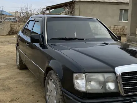 Mercedes-Benz E 220 1992 года за 1 600 000 тг. в Актау – фото 7