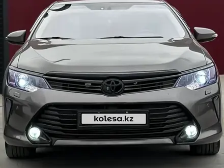 Toyota Camry 2016 года за 13 350 000 тг. в Жанаозен – фото 14