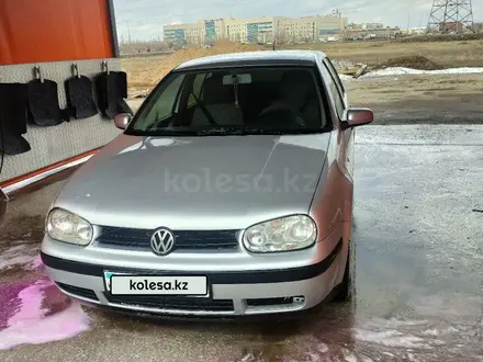 Volkswagen Golf 2002 года за 3 000 000 тг. в Астана – фото 3