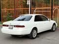 Toyota Camry 1999 года за 3 500 000 тг. в Алматы – фото 6