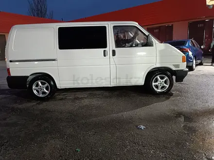 Volkswagen Transporter 1997 года за 3 200 000 тг. в Шымкент