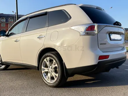 Mitsubishi Outlander 2013 года за 8 951 907 тг. в Астана – фото 5