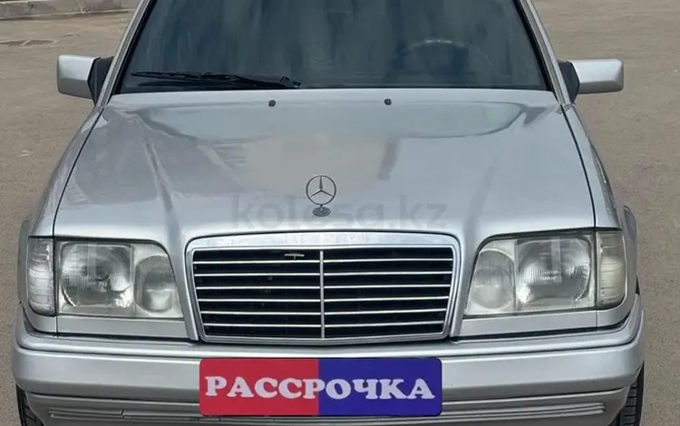 Mercedes-Benz E 200 1995 года за 2 490 000 тг. в Астана