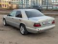 Mercedes-Benz E 200 1995 года за 2 490 000 тг. в Астана – фото 7