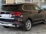 BMW X5 2023 года за 39 000 000 тг. в Алматы – фото 4