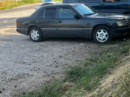 Mercedes-Benz E 230 1990 года за 1 400 000 тг. в Алматы – фото 8