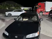 Toyota Camry, 1998