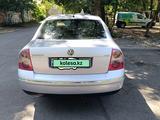 Volkswagen Passat 2003 года за 1 950 000 тг. в Алматы – фото 3