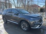 Hyundai Santa Fe 2023 года за 17 800 000 тг. в Астана